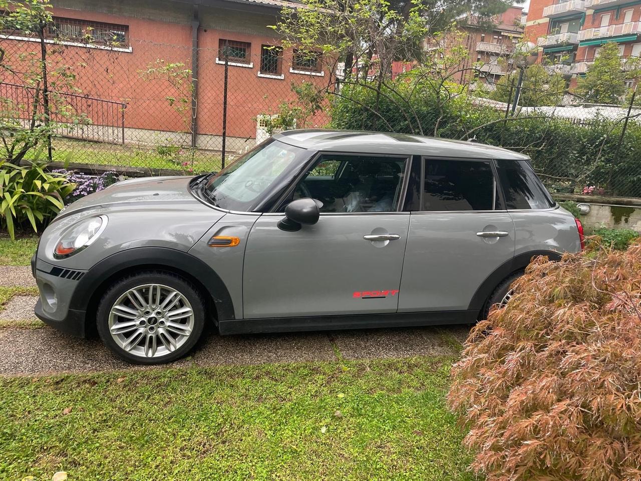 Mini Cooper D 1.5 #BA