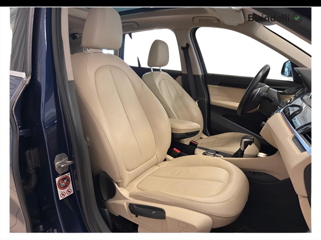 BMW X1 (F48) - X1 xDrive20d Business