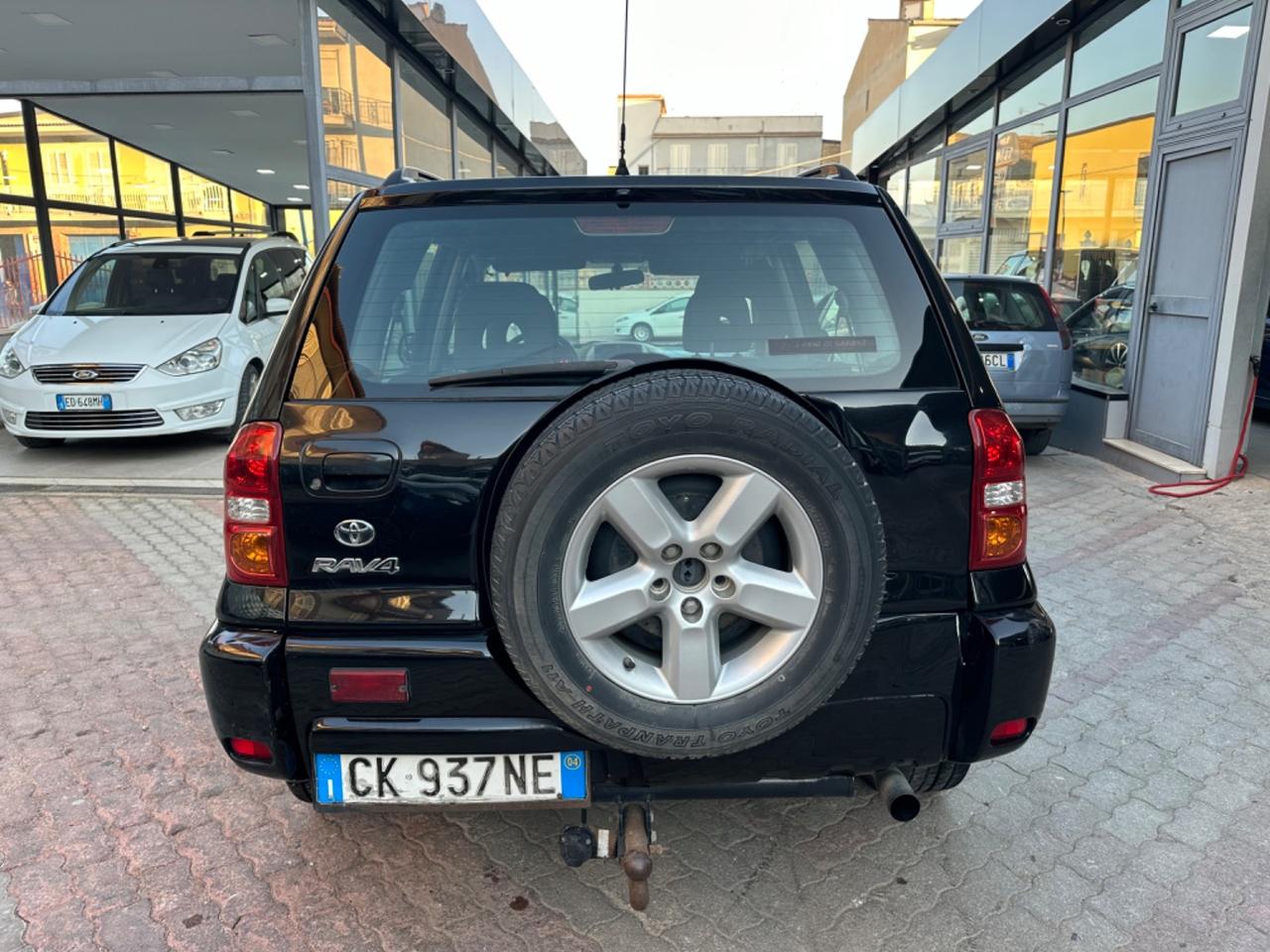 Toyota Rav 4 D4D 115 CV Gancio traino 5P 2004