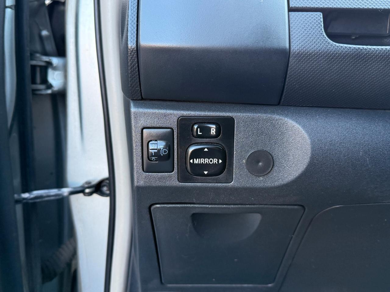 Toyota Yaris 1.3 87CV 5Porte *Navi - 2008