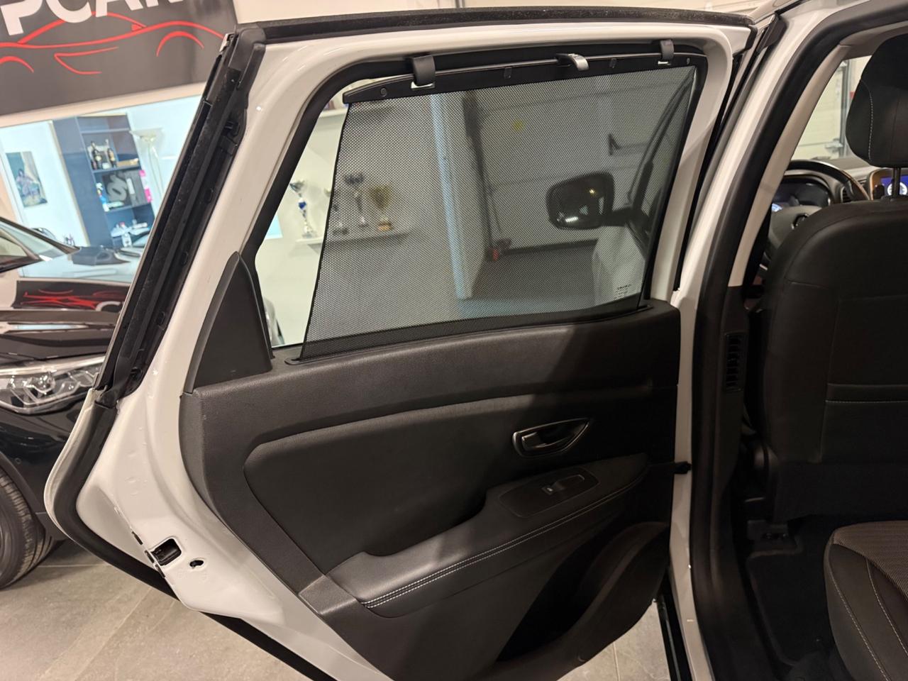 Renault Scenic Scénic dCi 8V 110 CV EDC Energy Bose