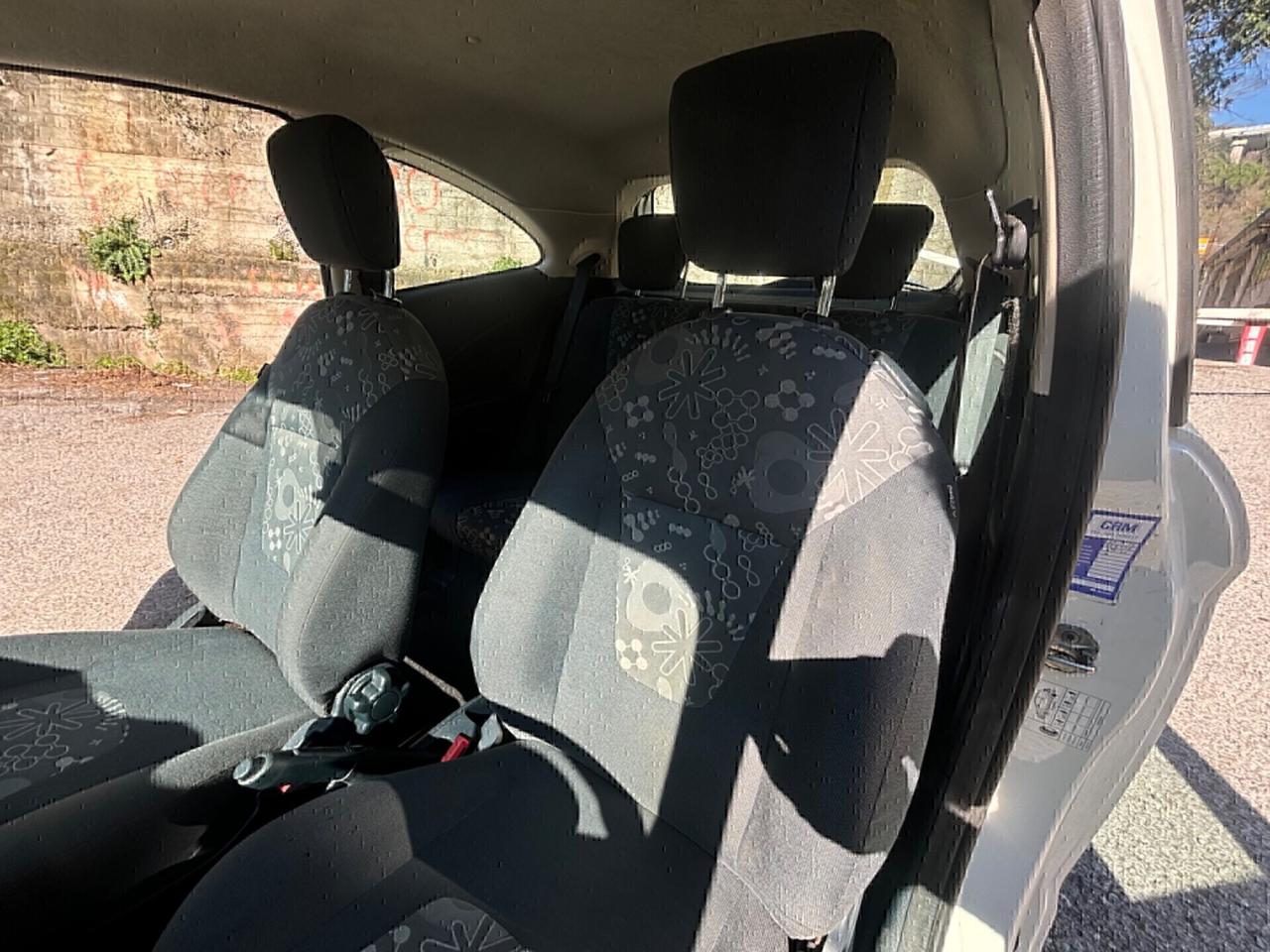 Ford Ka 1.3 TDCi 75CV cDPF adatta per neopatentati euro 5