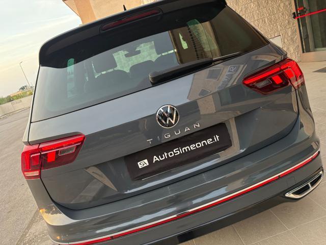 VOLKSWAGEN Tiguan 2.0 TDI 150 CV SCR DSG R-Line LUCI AMBIENTE