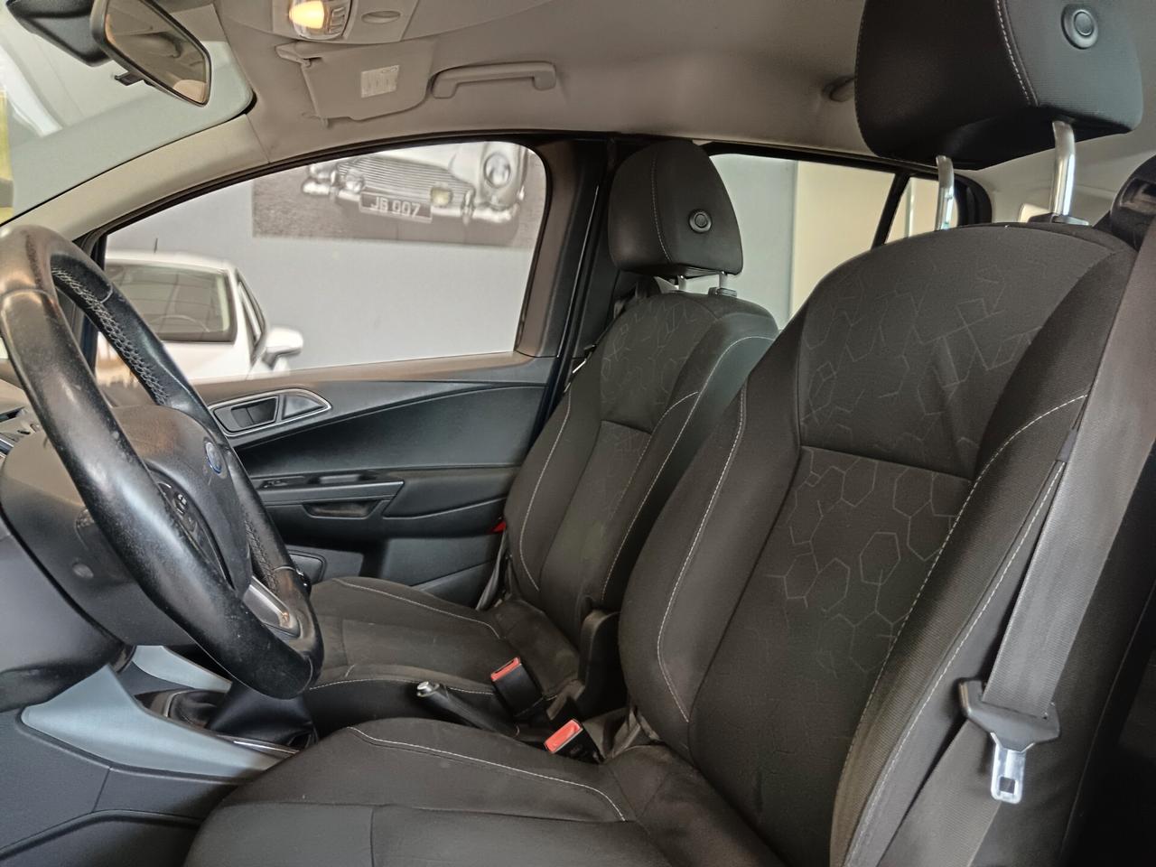 Ford B-Max Benz/GPL Manuale