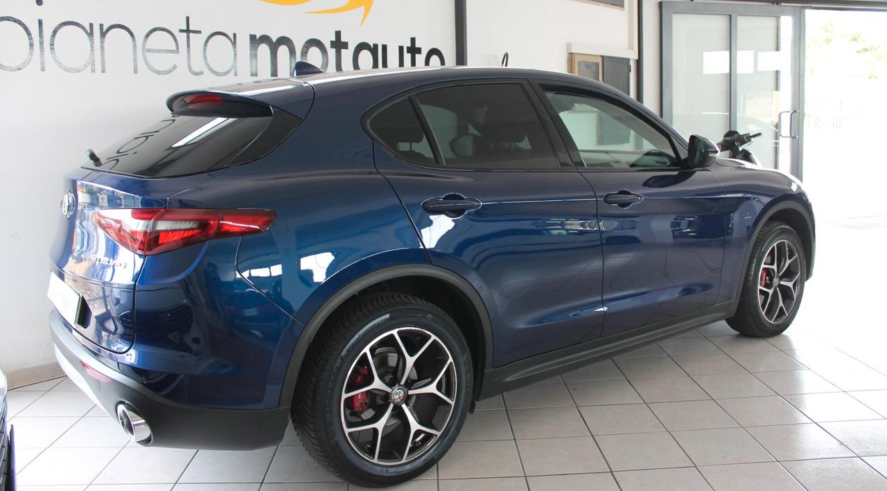 Alfa Romeo Stelvio 2.2 Turbodiesel 190 CV AT8 Q4 Super