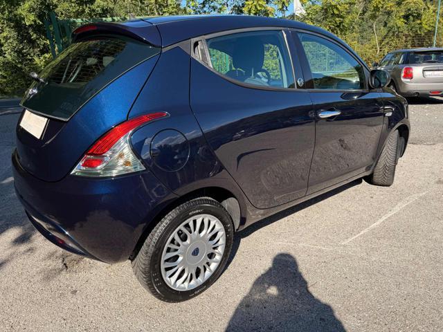 LANCIA Ypsilon 1.2 69 CV 5 porte GPL Ecochic Silver