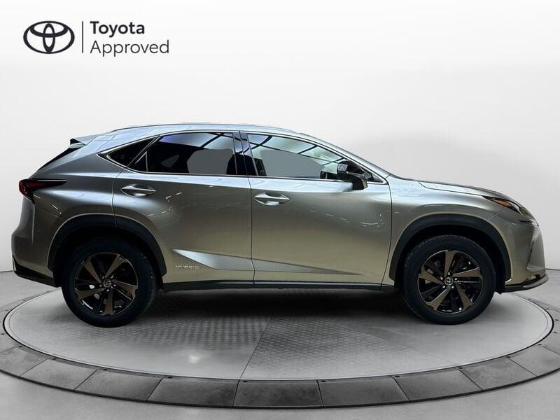 Lexus NX Hybrid 4WD Premium