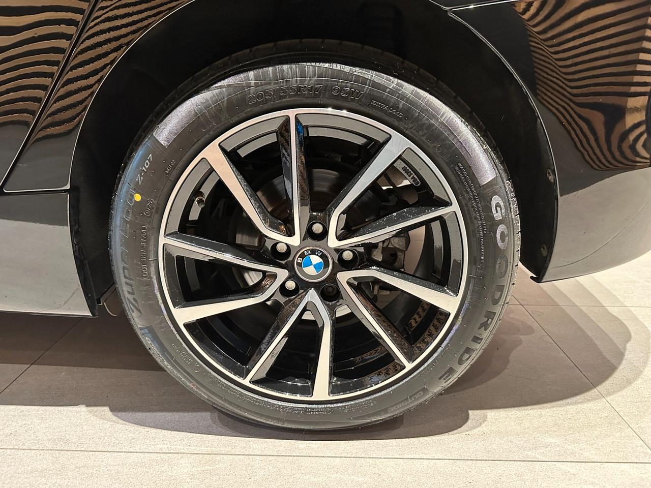 Bmw 216 218d Active Tourer Advantage