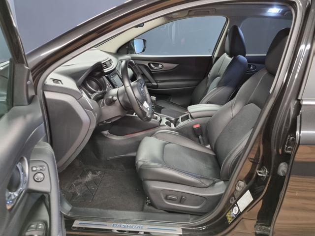 NISSAN Qashqai 1.6 DIG-T TEKNA