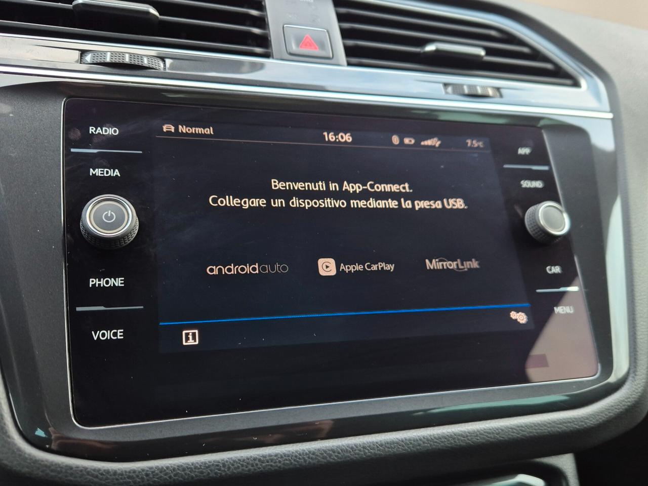 Volkswagen Tiguan 1.6 TDI R-Line Sport