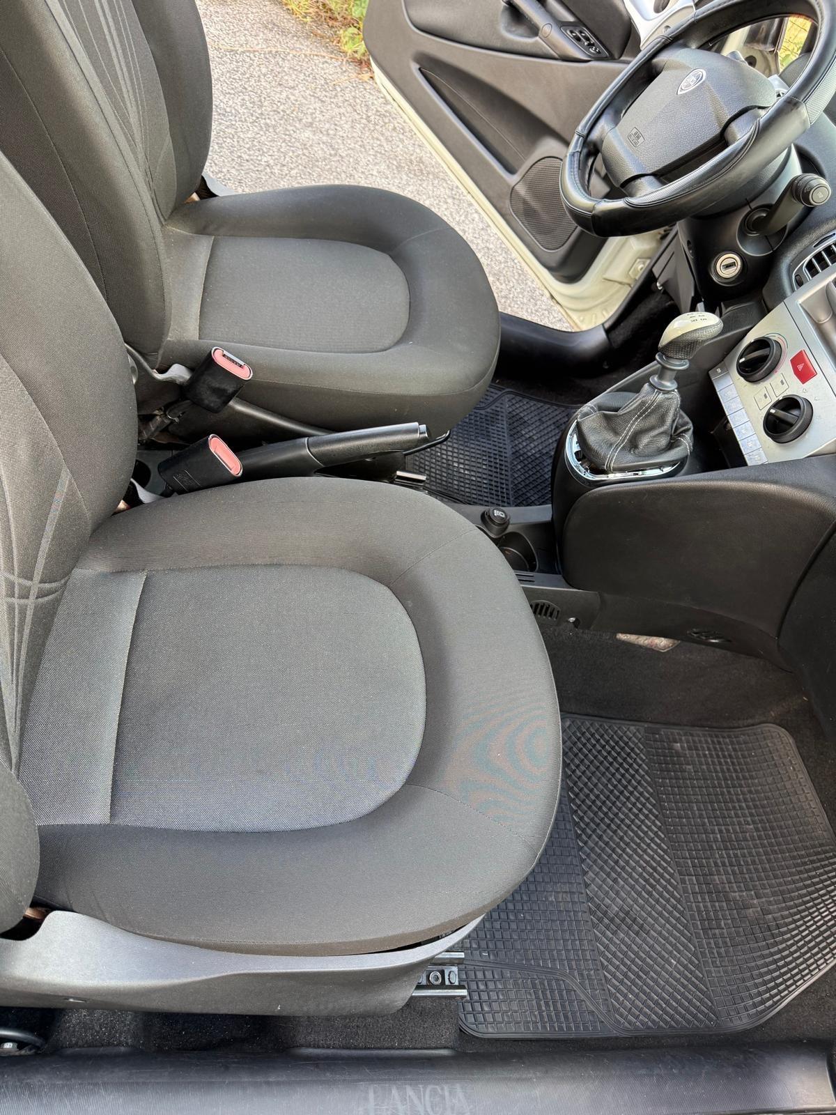 Lancia Ypsilon 1.2 69 CV 5 porte GPL Ecochic Gold