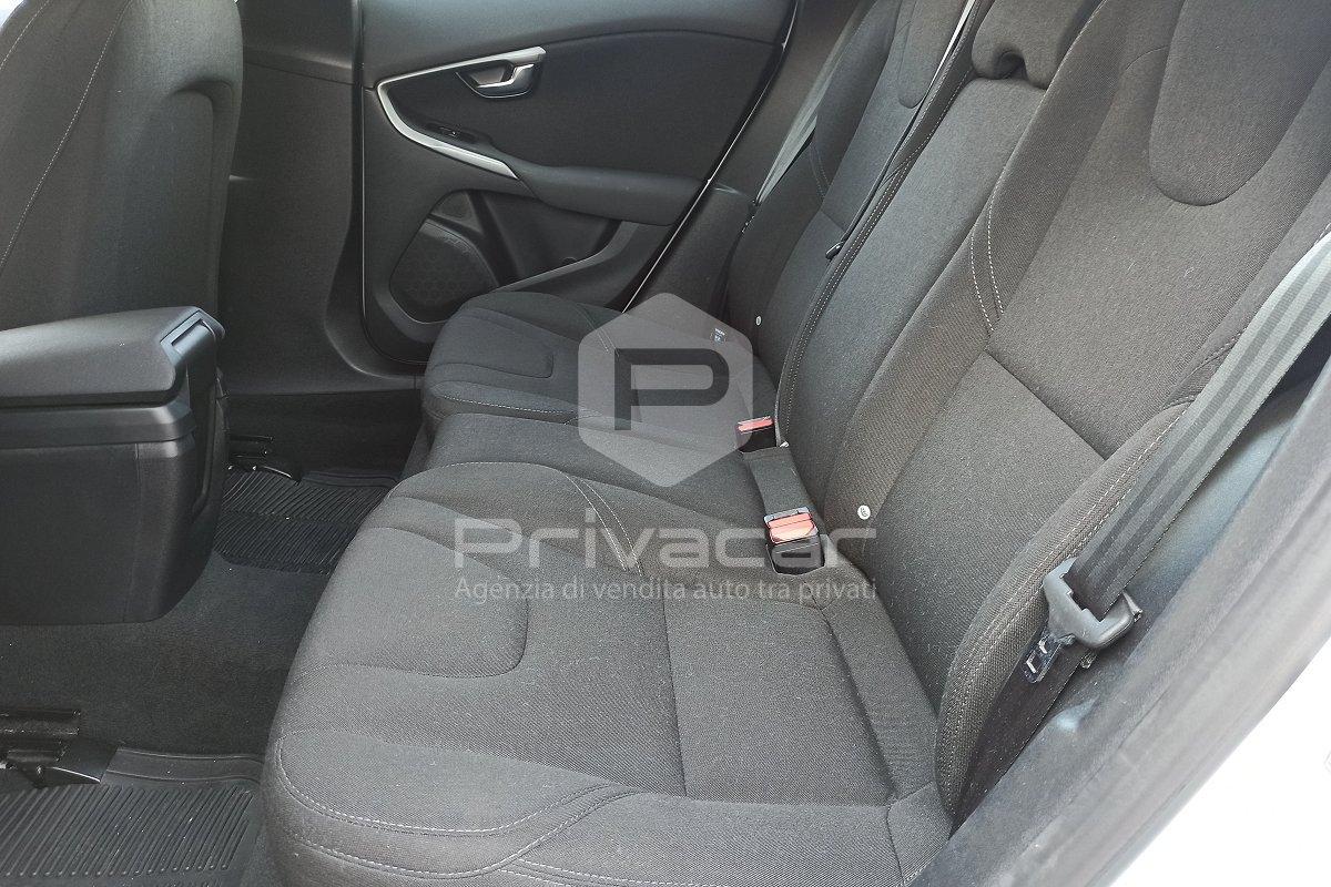 VOLVO V40 Cross Country D2 Kinetic