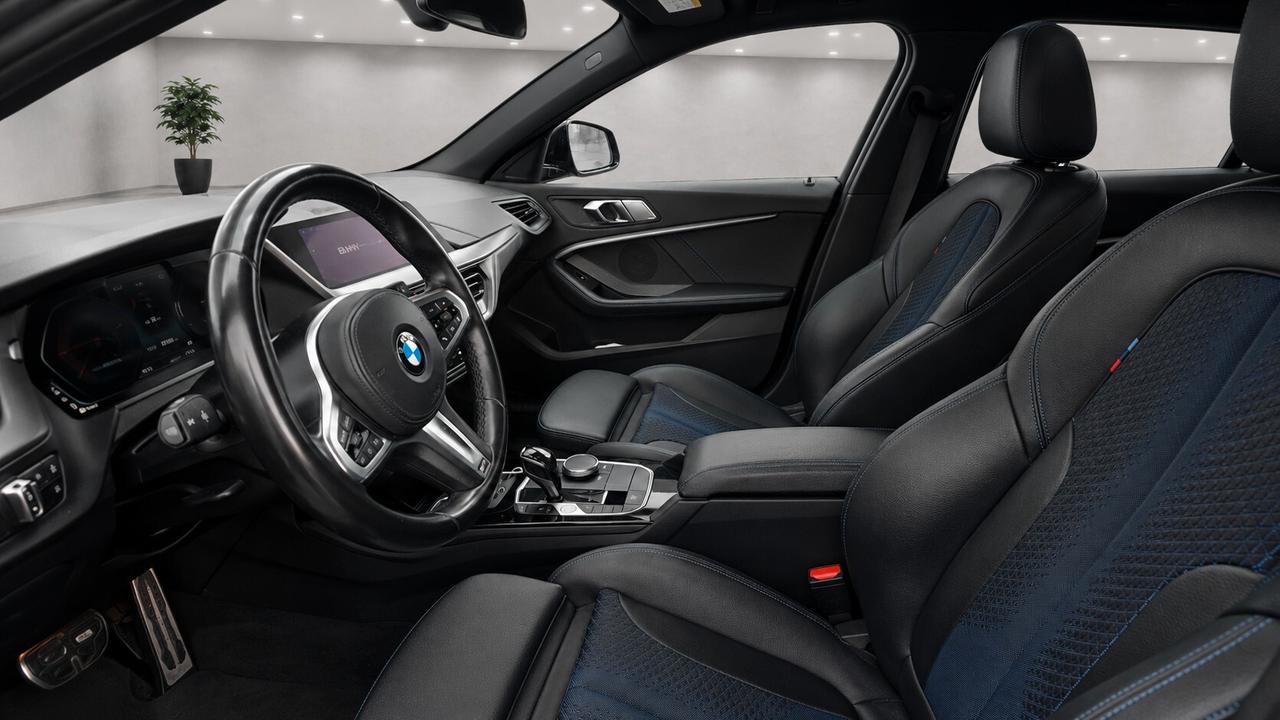 Bmw 118 118d 5p. Msport