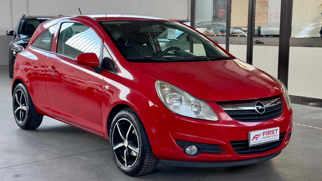Opel Corsa 1.2 3 porte Sport