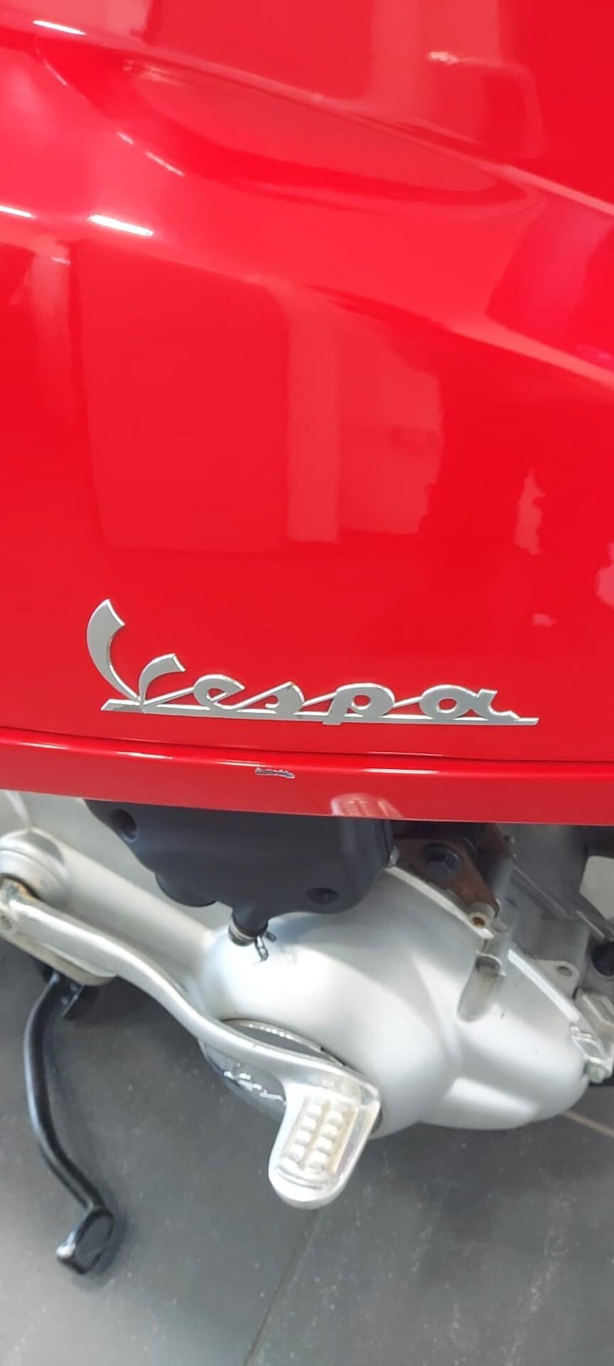Piaggio Vespa 125 LX BASE