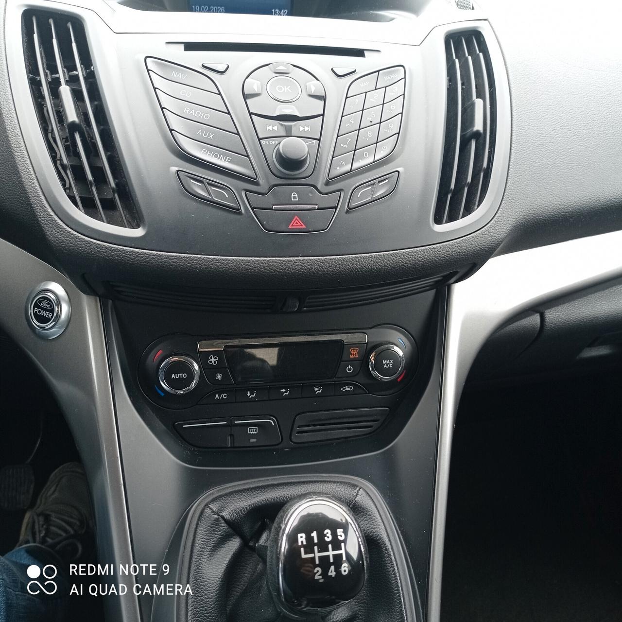 Ford Kuga 2.0 TDCI 140 CV 4WD Titanium