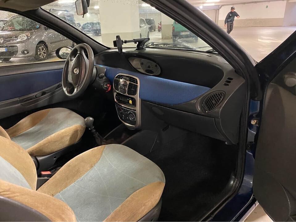 Lancia Y 1.2i cat Elefantino Blu