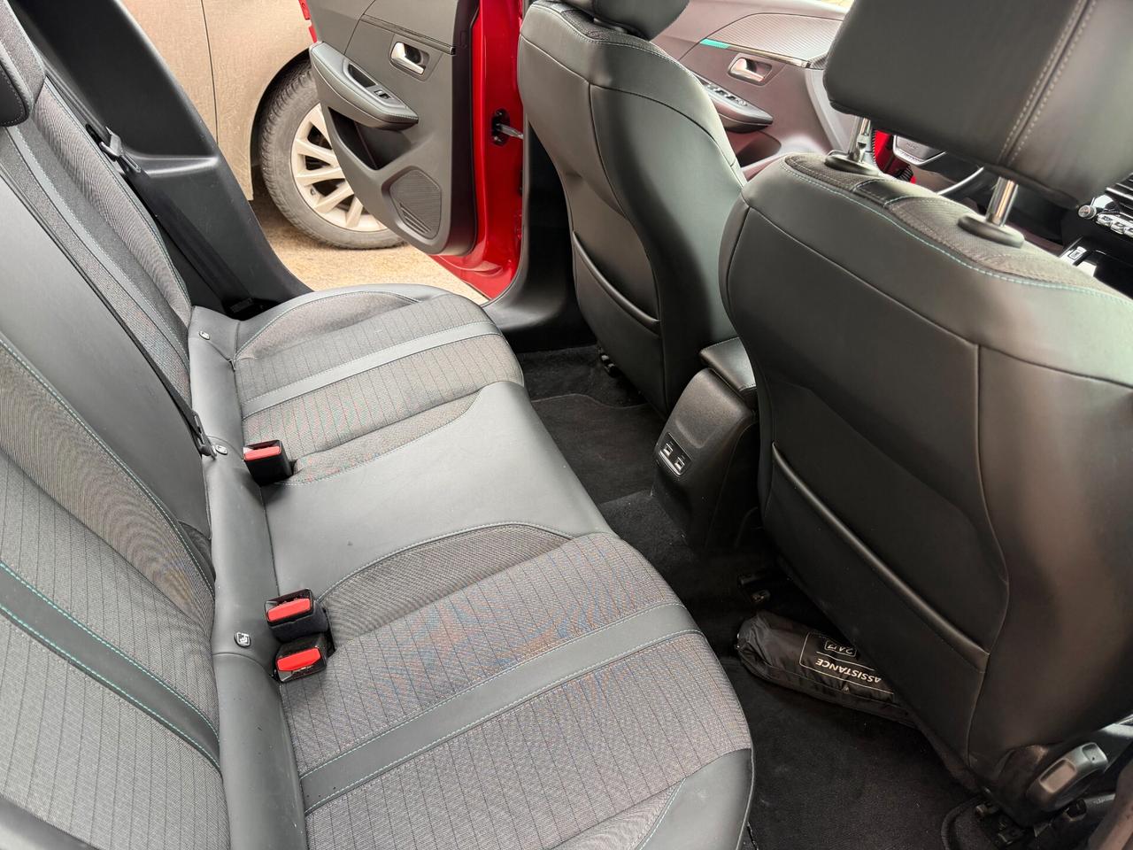 Peugeot 208 1.2 Benzina 5 porte