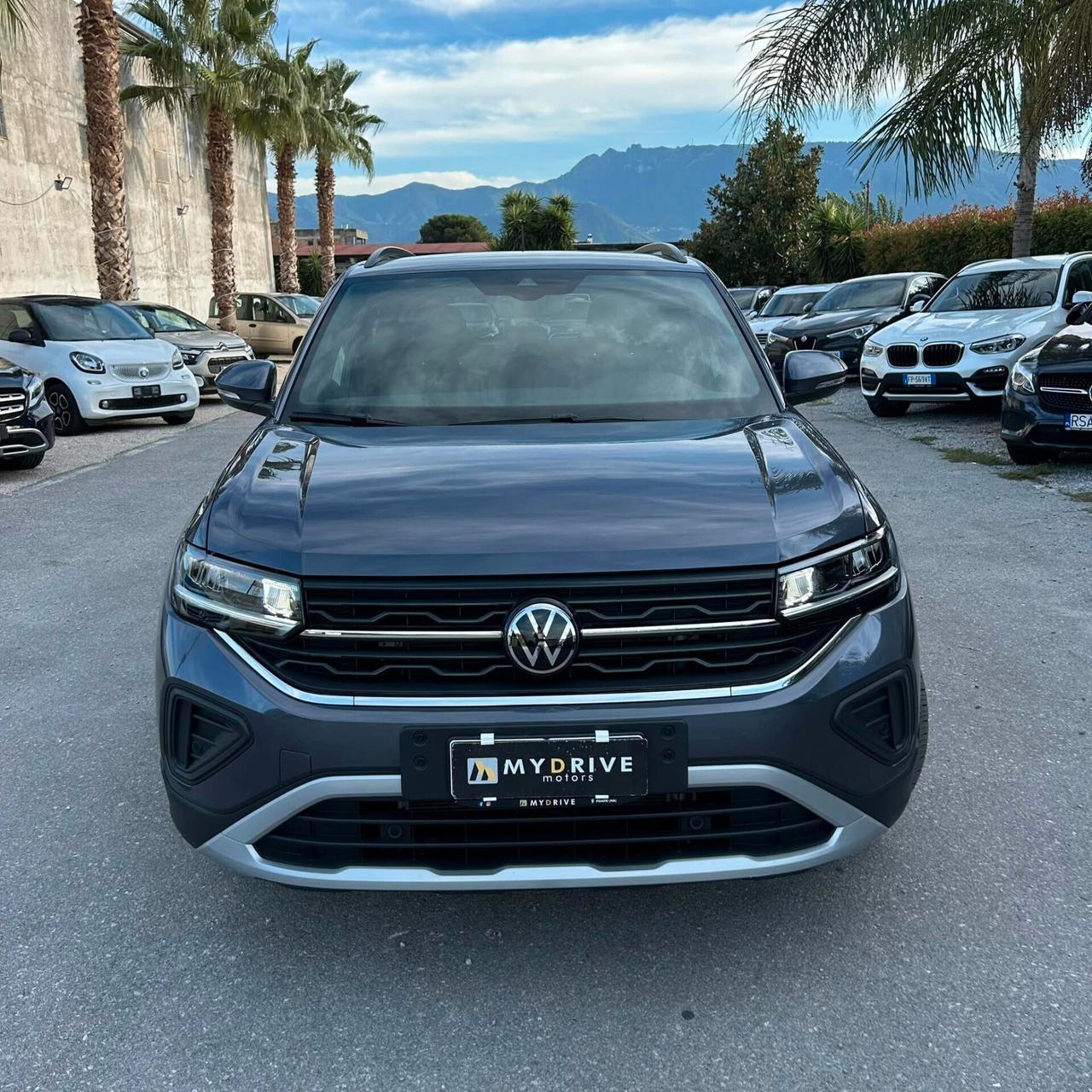 Volkswagen T-Cross 1.0 TSI R line full