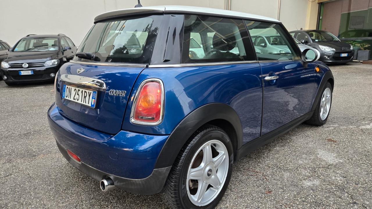 Mini 1.6 16V Cooper