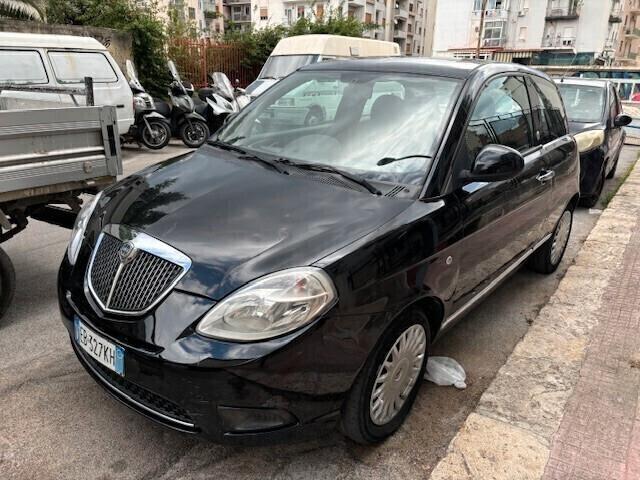 Lancia Ypsilon Gpl anche permuta o scambi0