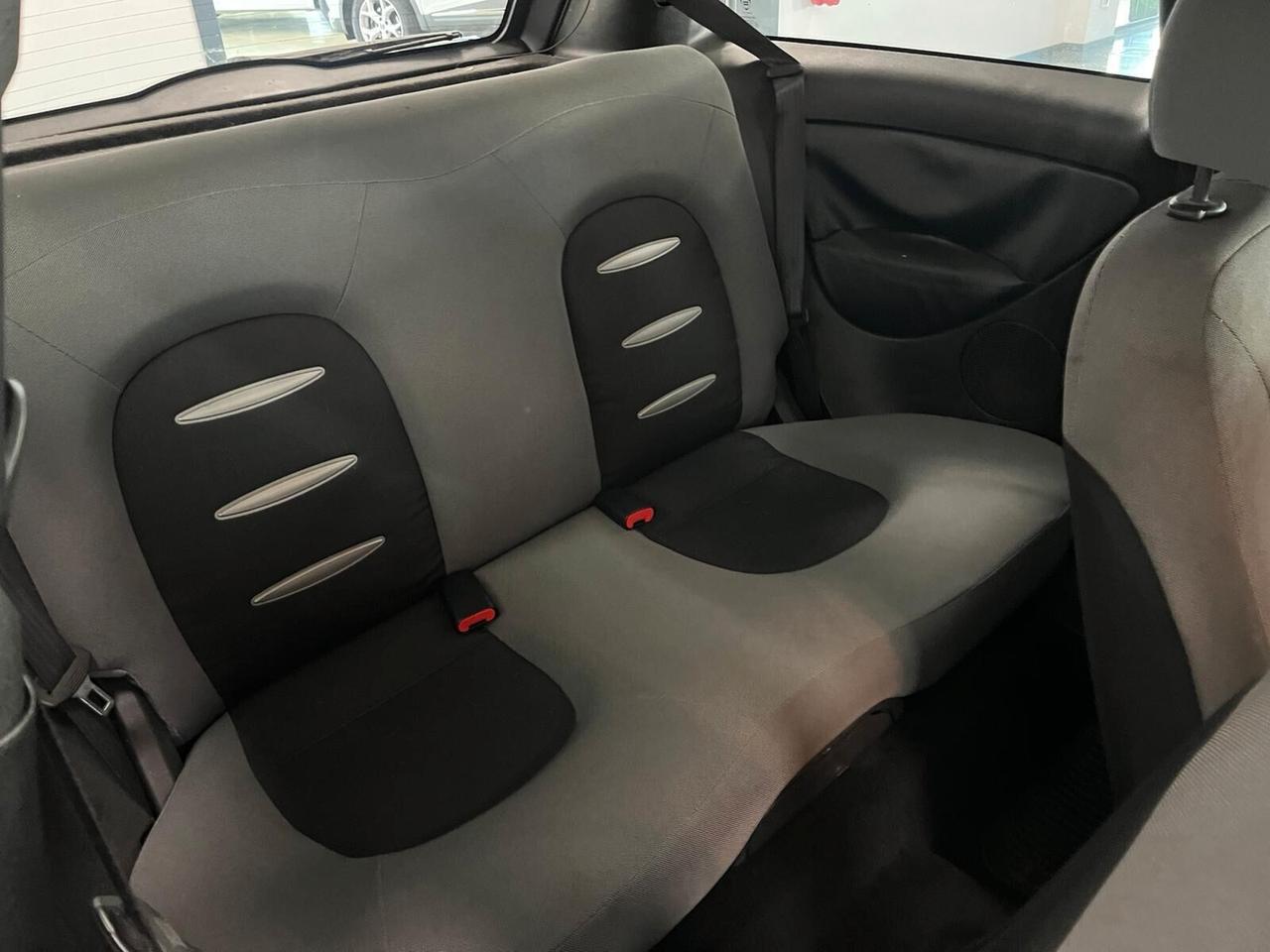 Lancia Ypsilon 1.2 Argento