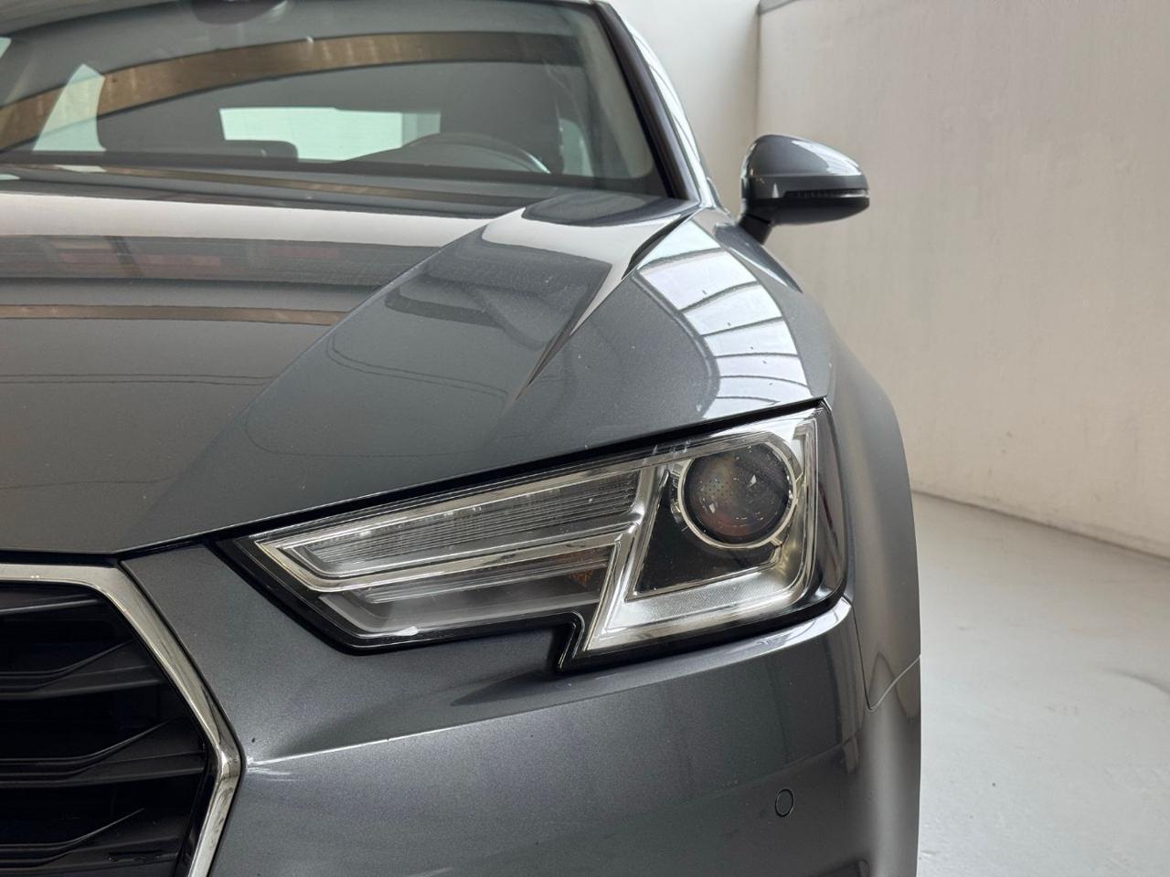 AUDI A4 2.0 TDI 122 CV Design.