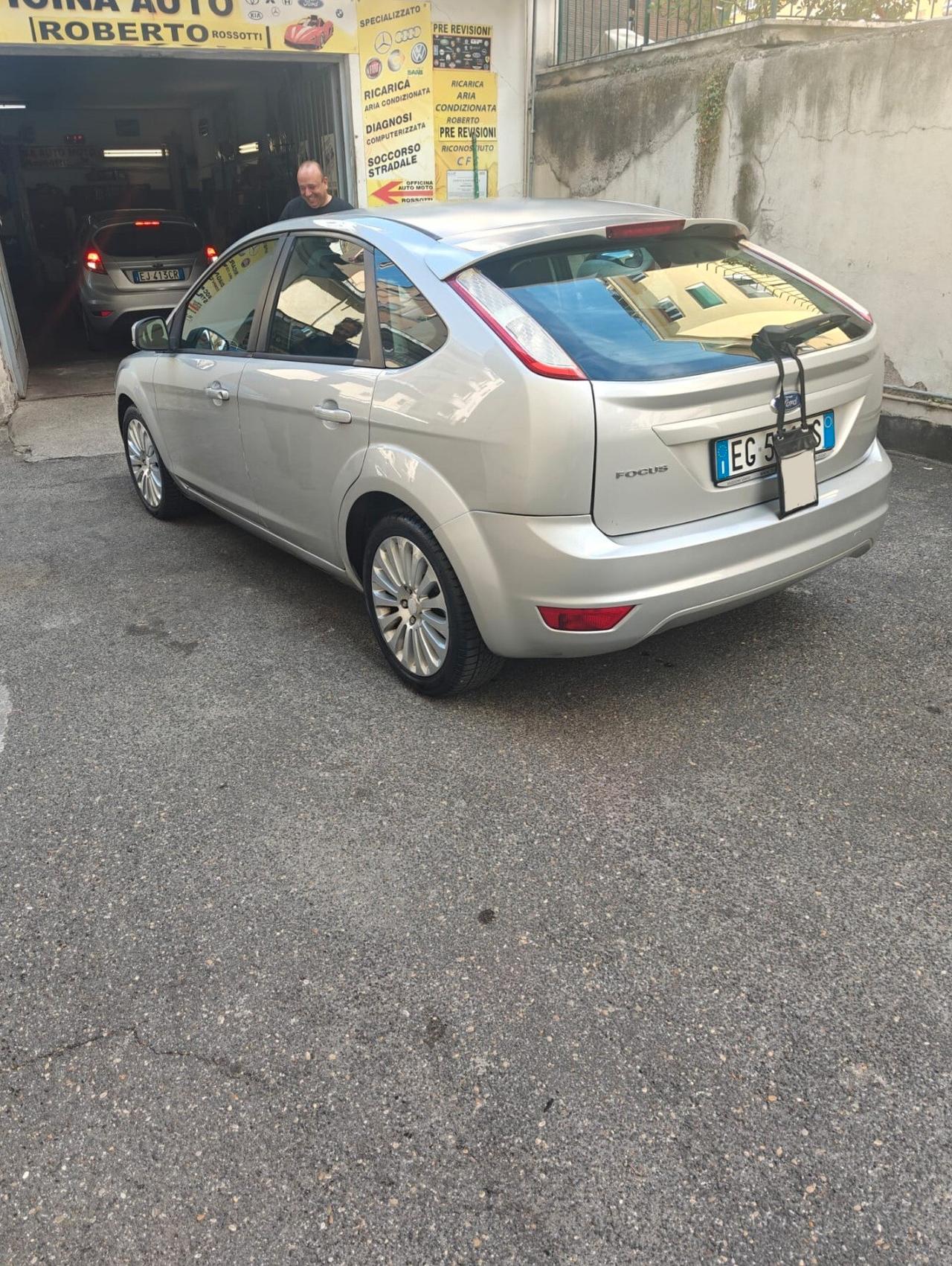 Ford Focus 1.6 105 CV Titanium