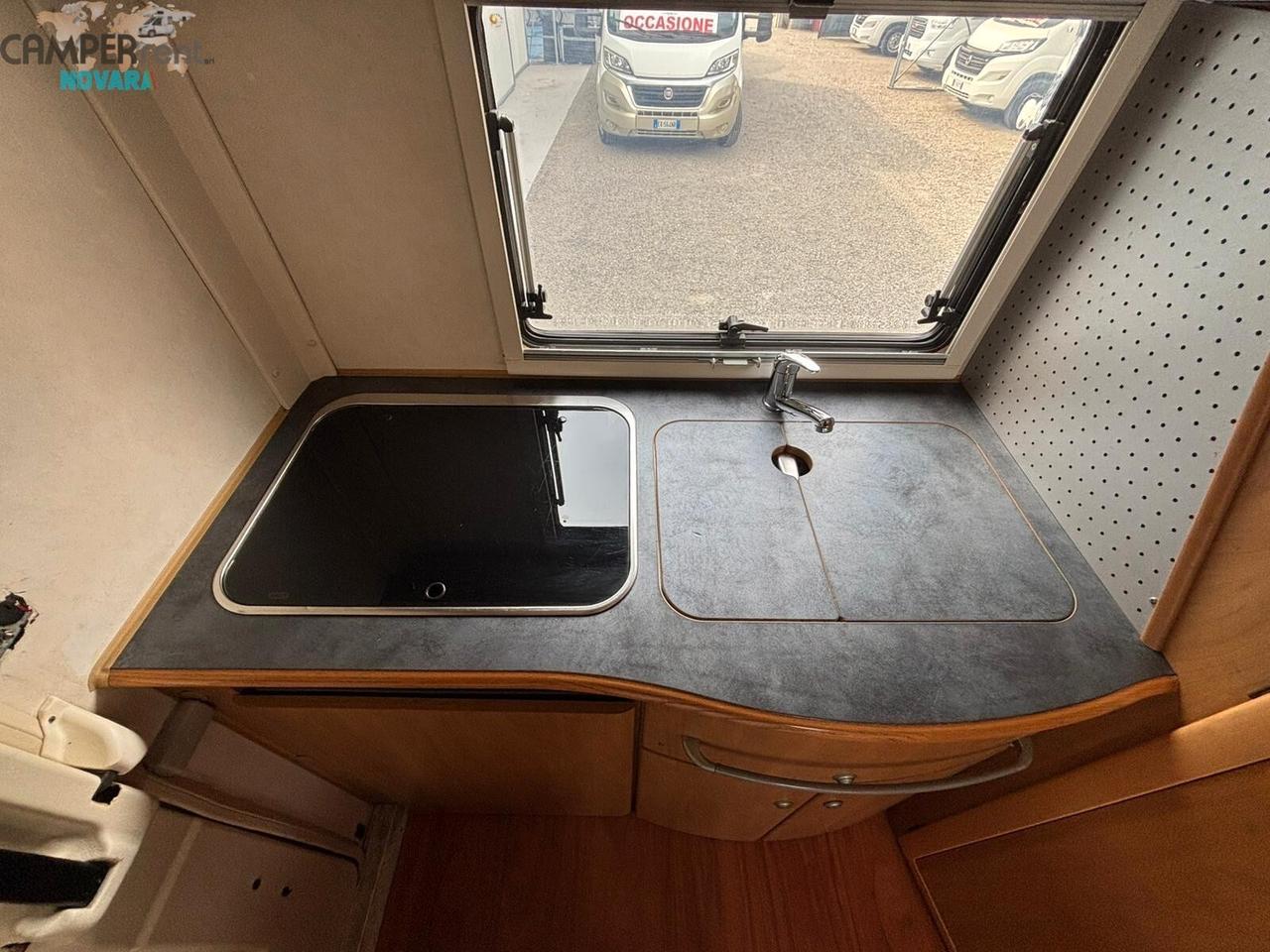 HYMER 544 - MOTORHOME COMPATTO