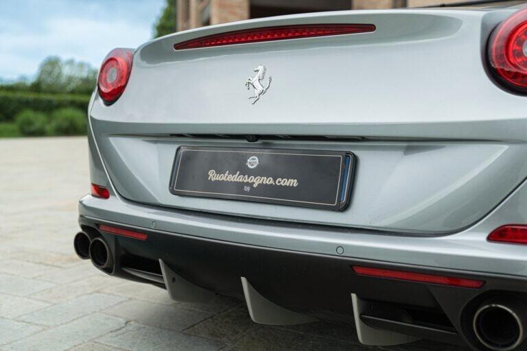 2014 FERRARI CALIFORNIA T - RDS01417