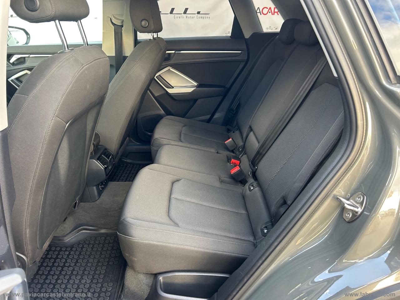 AUDI Q3 35 TDI S tronic S line edition