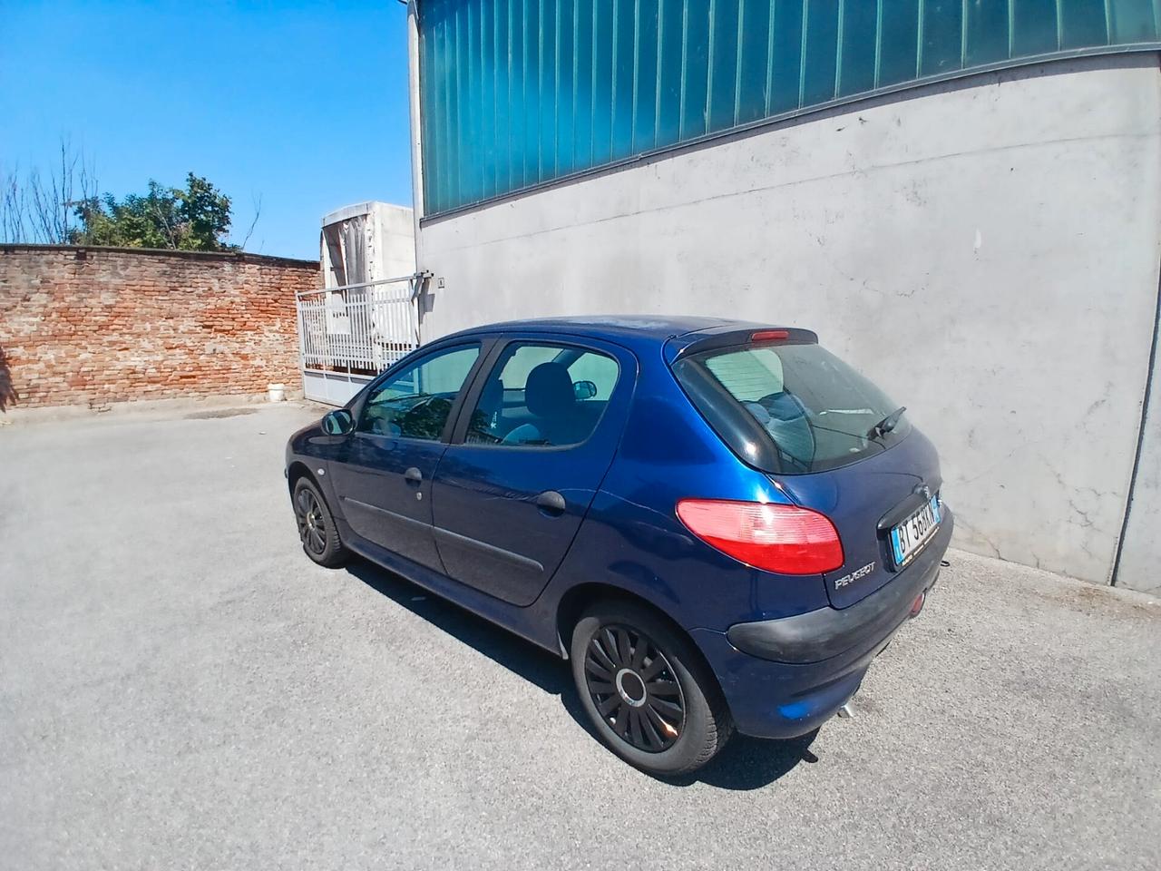 Peugeot 206 1.1 5p. XR