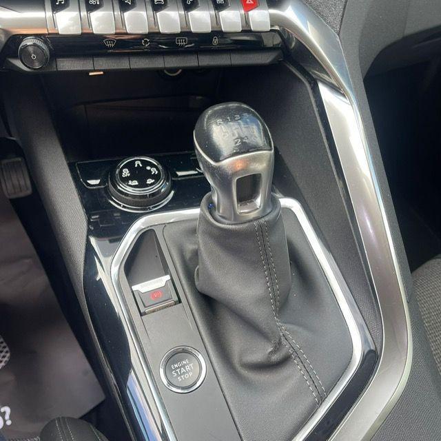 PEUGEOT - 3008 - BlueHDi 130 S&S Allure