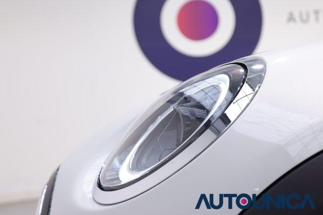 MINI Cooper 1.5 COOPER CAMDEN 5 PORTE FARI LED