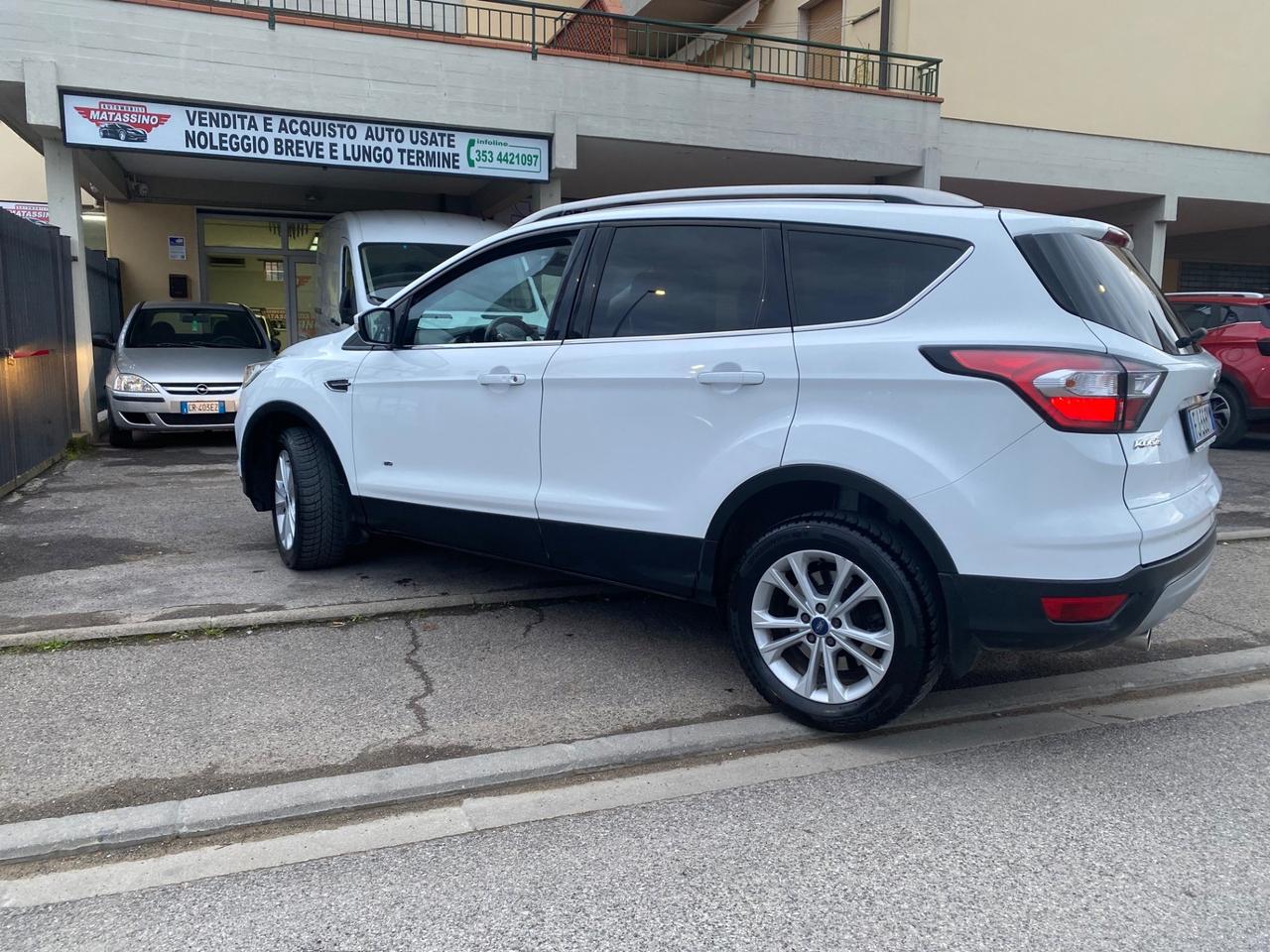 Ford Kuga 2.0 TDCI 150 CV S&S 4WD Powershift ST-Line Business