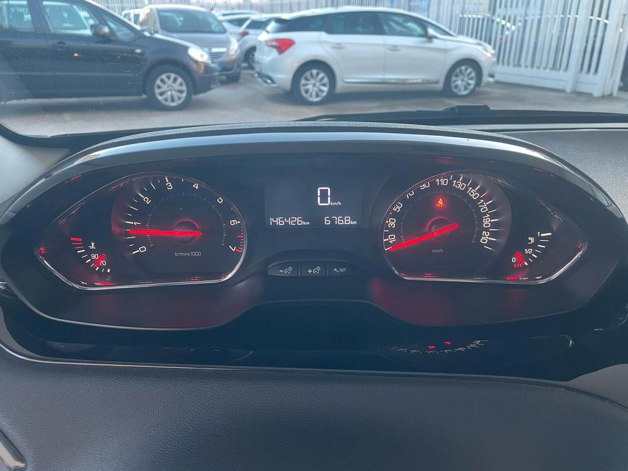 Peugeot 208 1.2 VTi 82 CV 5 porte Access