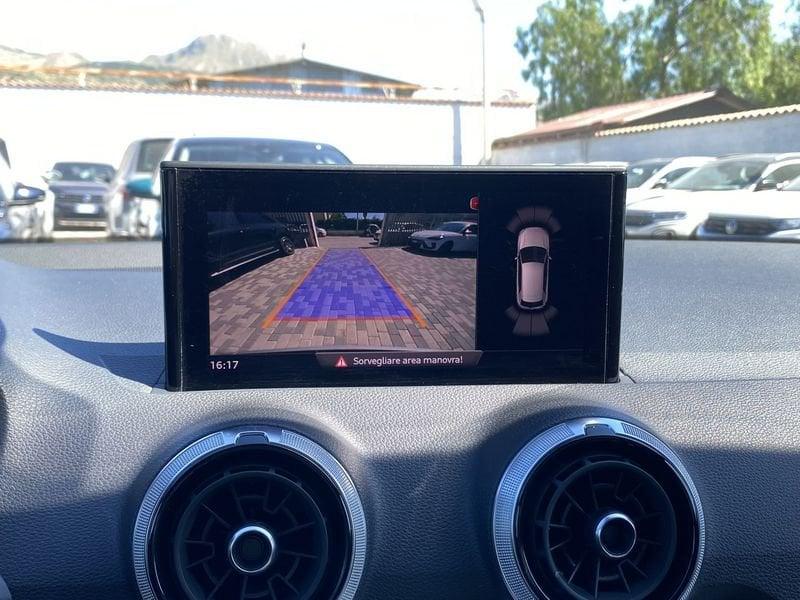 Audi Q2 S Line interno ed esterno 1.5 TFSI 150CV 35