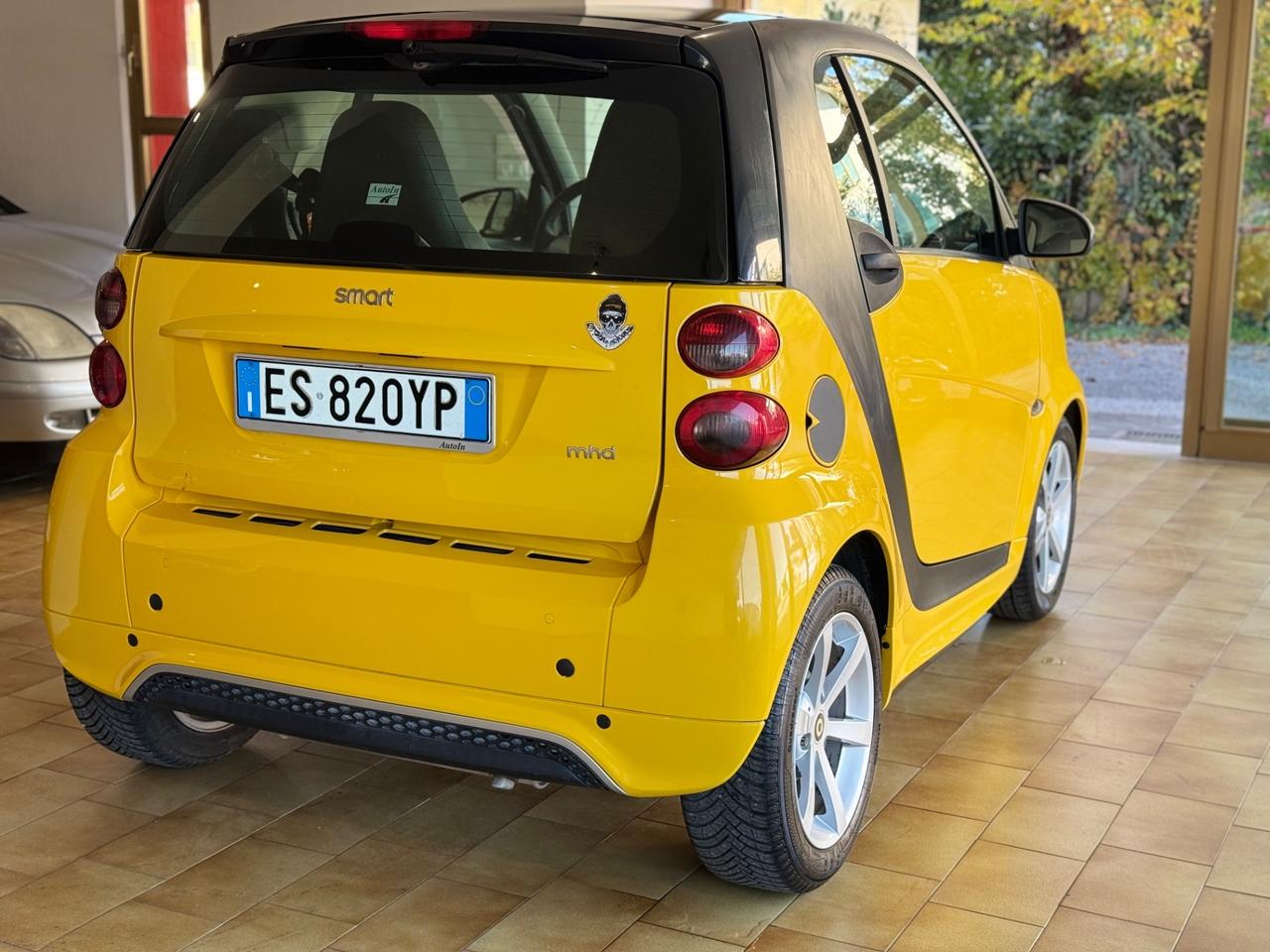 Smart ForTwo 1000 52 kW MHD coupé passion