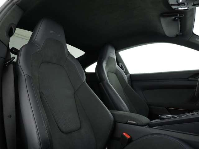 Porsche 992 coupe 3.6 carrera gts auto