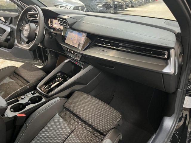 AUDI A3 SPB 35TFSI Stronic S line Sline BLACL LINE/MATRIX