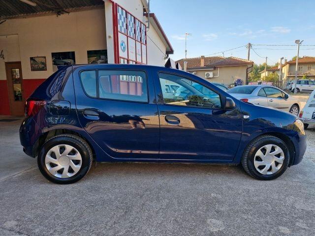 Dacia Sandero CON IMPIANTO GPL X NEOPATENTATI KM 98000