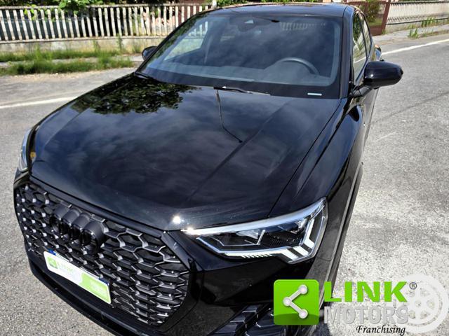 AUDI Q3 SPB 35 TFSI S tronic Identity Black S Line Edition