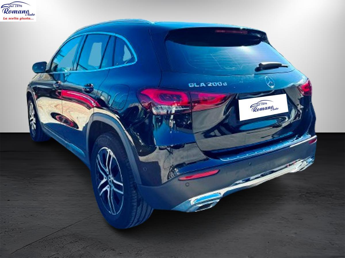 MERCEDES - Classe GLA - 200 d Automatic Sport#PACK LUCI AMBIENTE!