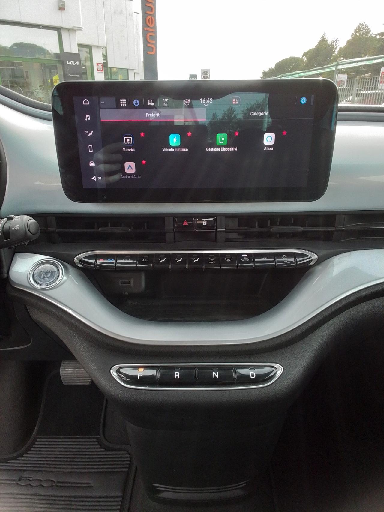 Fiat 500e Berlina 42 kWh Icon