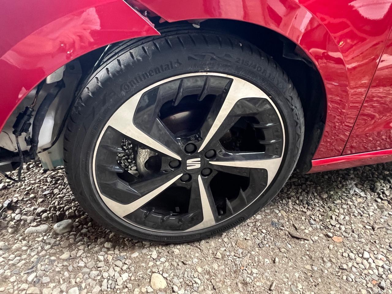 Seat Ibiza 2023 1.0 BENZINA FR INCIDENTATA
