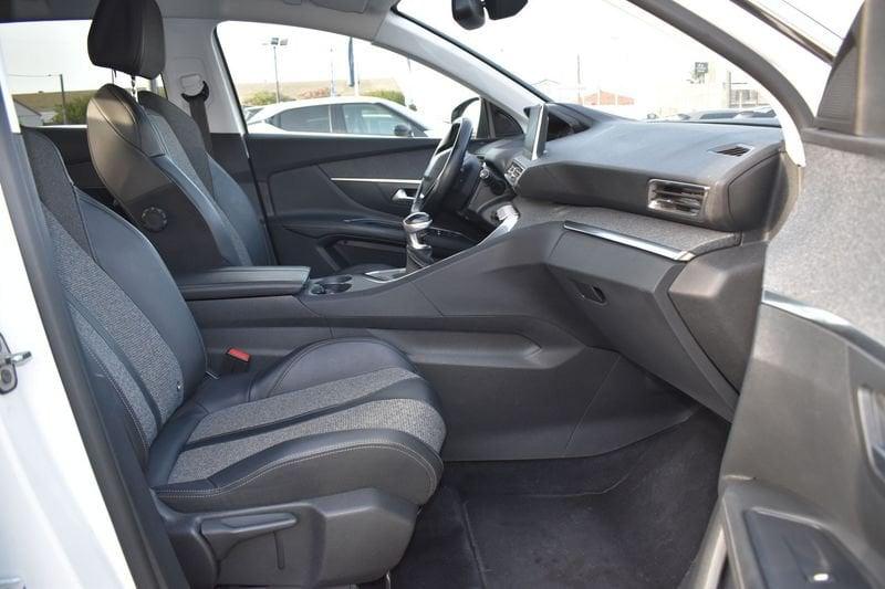 Peugeot 3008 BlueHDI 130 S&S Allure Pack