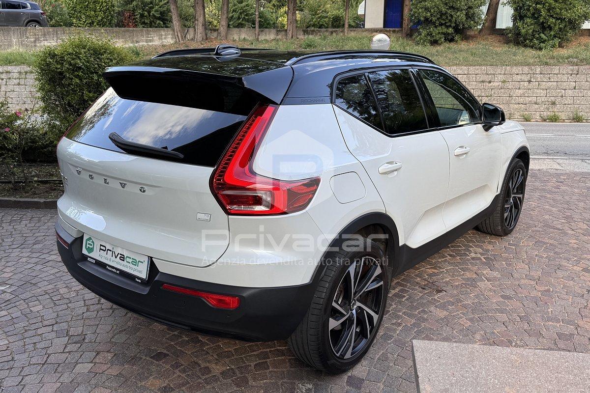 VOLVO XC40 T5 Recharge Plug-in Hybrid R-design