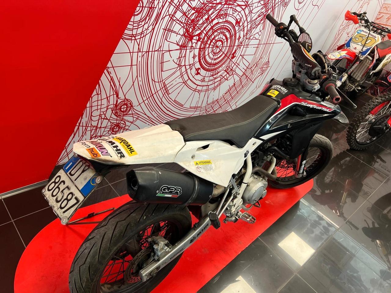 Husqvarna SM 125 Husqvarna SM 125 4T