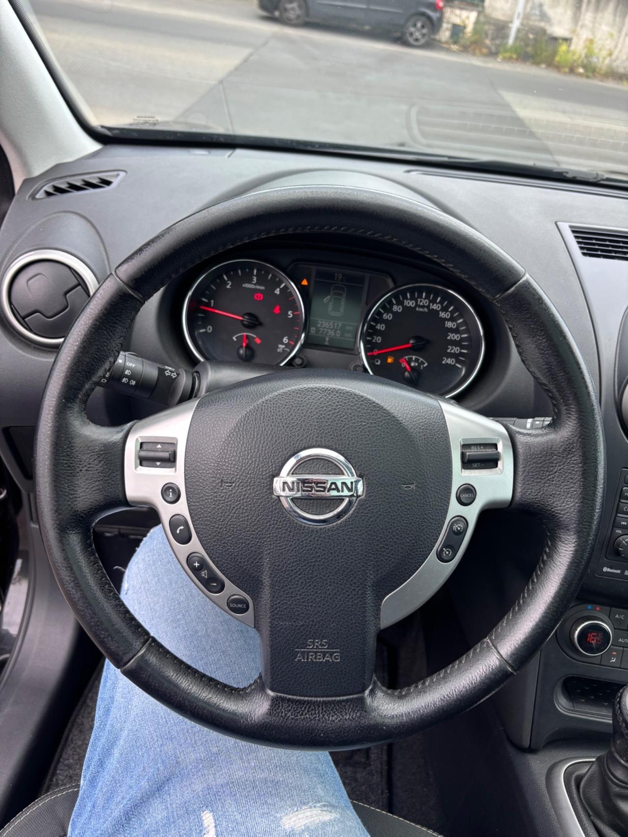 Nissan Qashqai 1.5 dCi DPF tekna