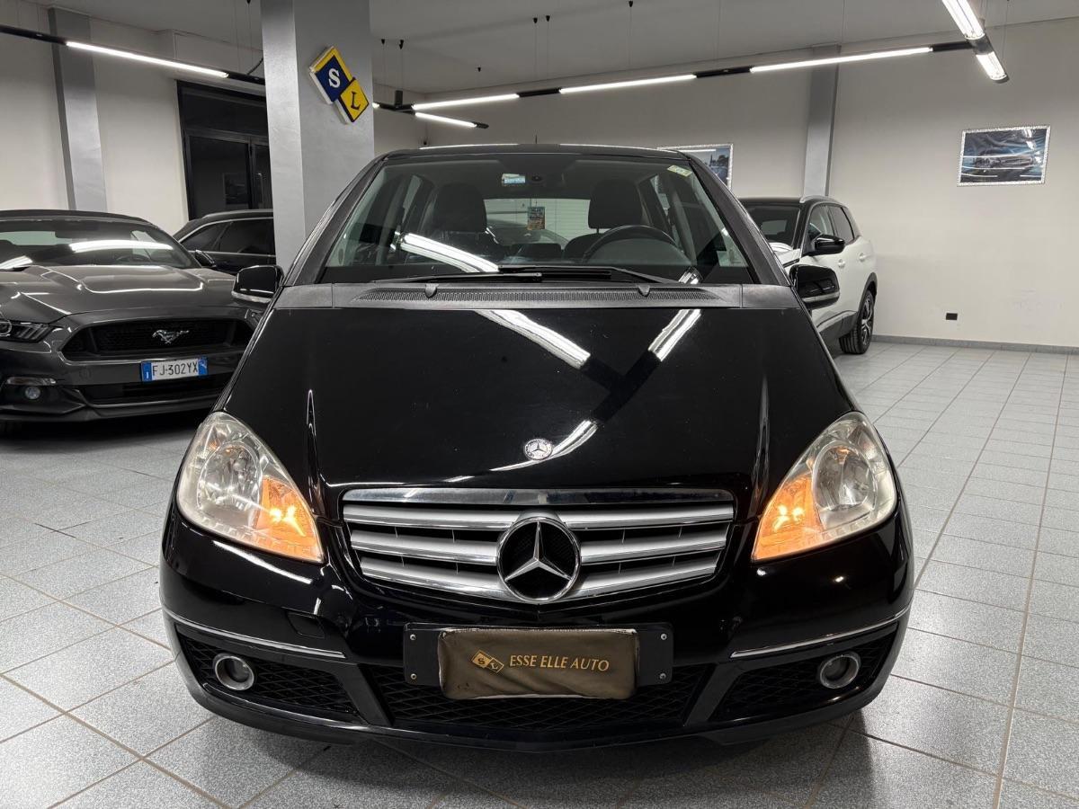 MERCEDES A180 CDI Avantgarde UNICO PROP/ NAVI/ PELLE